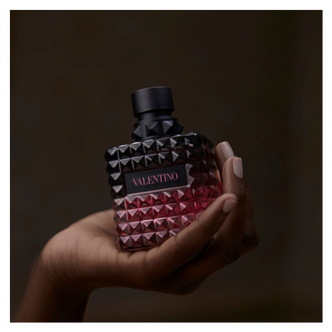 Valentino Born in Roma Intense Donna parfumovaná voda