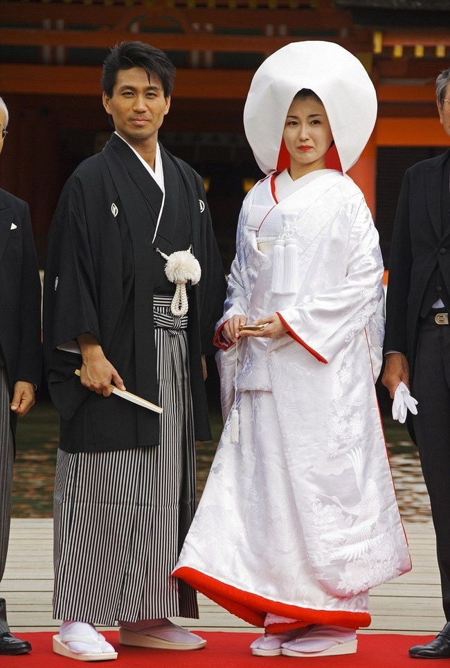 japonsko svadobné šaty