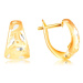 Zlaté 14K náušnice - matný zaoblený trojuholník s lístkami z bieleho zlata
