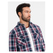 Ombre Men's flannel shirt with buttoned pockets - red and navy blue OM-SHCS