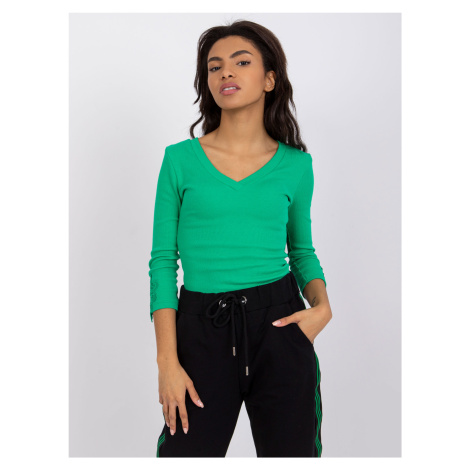Zelené rebrované tričko Alissia s čipkou na rukávoch -RV-BZ-7529.92-green Rue Paris