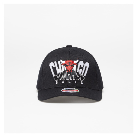 Šiltovka Mitchell & Ness NBA Retrodome Classic Red Chicago Bulls Black