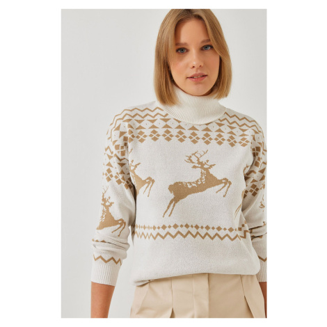 Bianco Lucci Women's Turtleneck Sweater with Deer Pattern