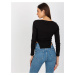 Čierny crop top s cípmi a dlhými rukávmi -TW-BZ-BL-1005.26P-black