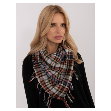 Women's scarf with fringe