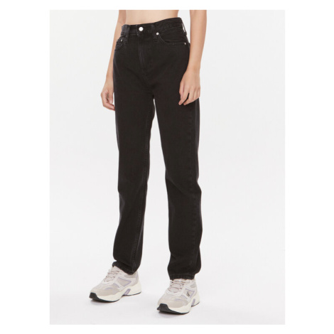 Calvin Klein Jeans Džínsy Authentic J20J221759 Čierna Straight Fit