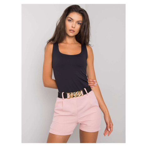 Dusty pink shorts with Laurell belt