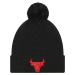 ČIERNA ČIAPKA S BRMBOLCOM NEW ERA TEAM POP BOBBLE BEANIE CHICAGO BULLS HAT 60285007