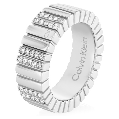 Calvin Klein Módny oceľový prsteň s kryštálmi Minimalistic Metal 35000440 52 mm
