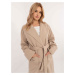 BÉŽOVÝ DÁMSKY PRECHODNÝ KABÁT LK-PL-509786.99-BEIGE