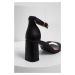 Kožené sandále Answear Lab čierna farba