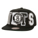 Mitchell & Ness Varsity Bust Snapback Cap Brooklyn Nets HHSS6461-BNEYYPPPBLCK