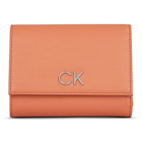 Calvin Klein Dámska peňaženka Re-Lock Trifold Md K60K608994 Hnedá