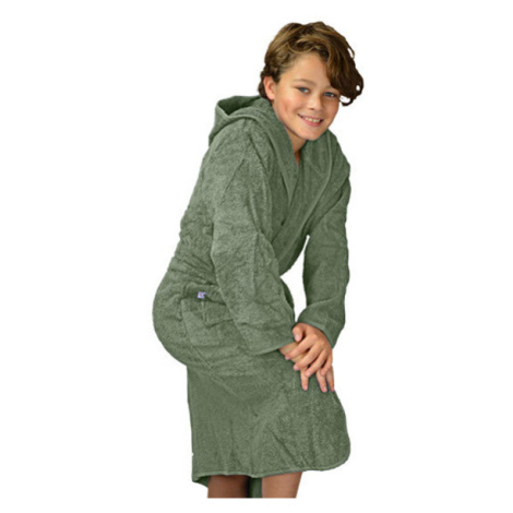 Zelená chlapčenská pyžamá a župany