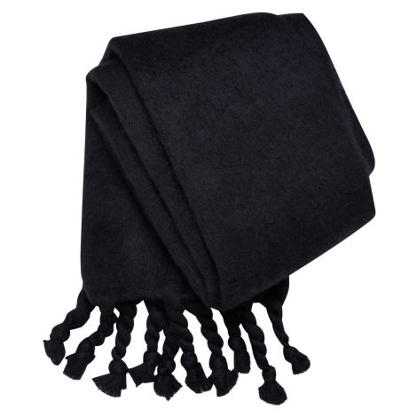 Big black scarf