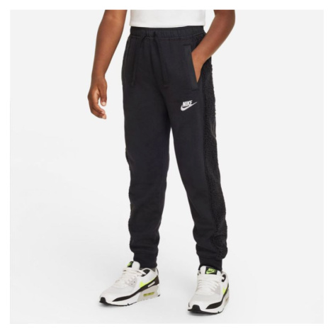 Chlapčenské športové oblečenie Club Fleece Jr DV3062 010 - Nike M (137-147 cm)