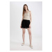 DEFACTO Regular Fit Basic Shorts