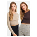 Trendyol hnedo-béžový 2-pack priliehavý široký golier menčestrový pružný pletený crop top