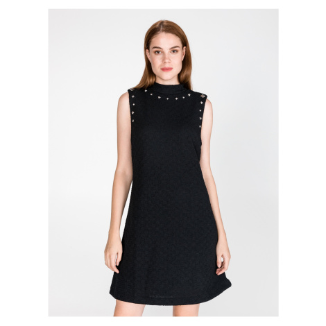 Šaty bez rukávov Guess