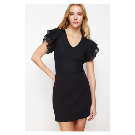 Trendyol Black Sleeves Tulle Detailed Fitted V-neck Stretchy Knitted Blouse