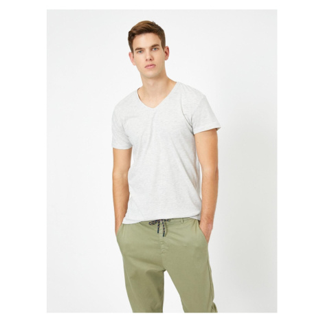 Koton pánske tričko s výstrihom do V 100% Bavlna Slim Fit Basic.