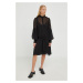 Šaty Bruuns Bazaar čierna farba, mini, rovný strih