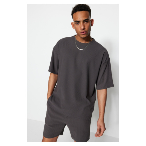 Trendyol Limited Edition Basic Smoke Oversize/Wide Cut Textured Wrinkle-Free Ottoman T-Shirt