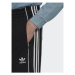 Adidas Teplákové nohavice Rekive HK7319 Čierna Regular Fit