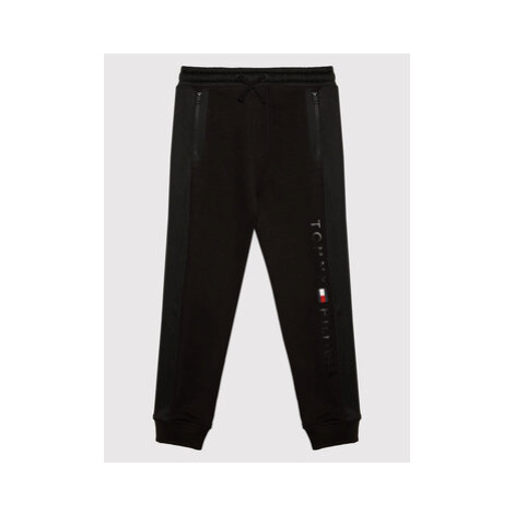 Chlapčenské športové nohavice Tommy Hilfiger