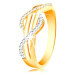 Zlatý prsteň 585 - zirkónové vlnky zo žltého a bieleho zlata, rovné hladké pásy - Veľkosť: 51 mm