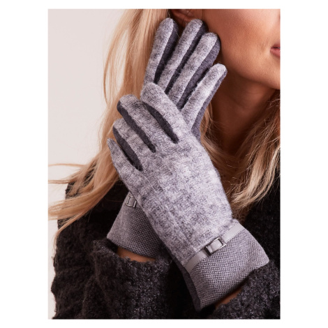 Knitted dark grey gloves