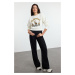 Trendyol Ecru Embroidery Detailed Thick Inside Fleece Crop/Short Knitted Sweatshirt