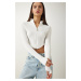 Happiness İstanbul Women's White Zipper Turtleneck Crop Knitted Blouse