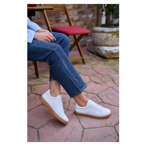 Madamra Women's White Retro Sole Detailed Sneakers