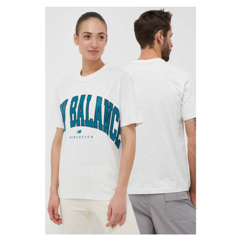 Bavlnené tričko New Balance UT31551SAH šedá farba, s potlačou