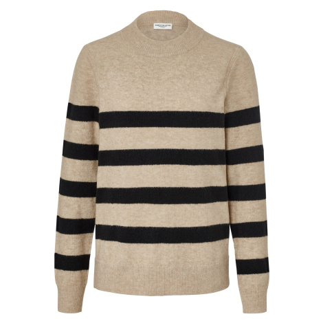 Prúžkovaný pletený pulóver