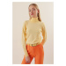 Bigdart 15747 Rolákový pletený sveter - žltý