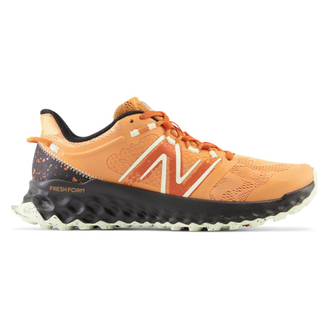 Dámske topánky New Balance Fresh Foam Garoé WTGAROE1 – oranžová