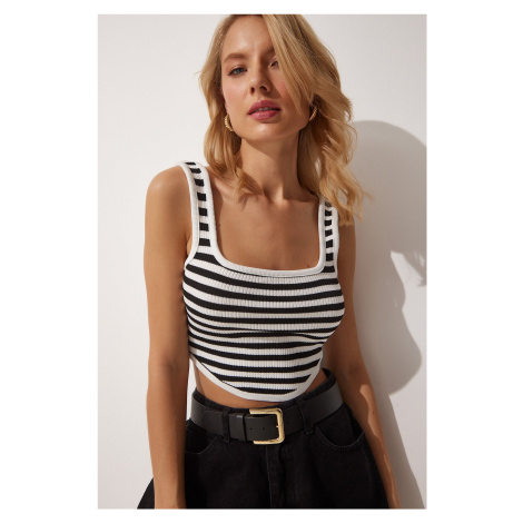 Happiness İstanbul Women's Black Striped Crop Sweater Blouse