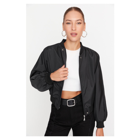 Trendyol Black oversize tričko detailný nepremokavý bomber bundový kabát