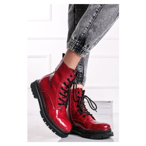Červené kožené členkové šnurovacie topánky s kroko vzorom 1-25862 Tamaris