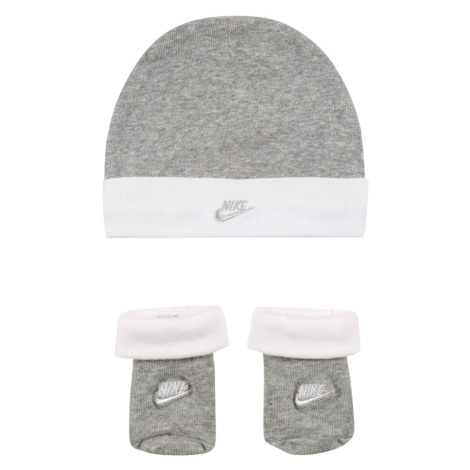 Chlapčenské teplákové súpravy Nike