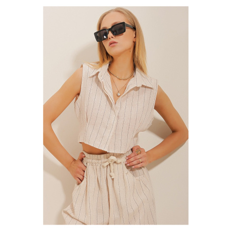 Trend Alaçatı Stili Women's Beige Linen Striped Crop Shirt