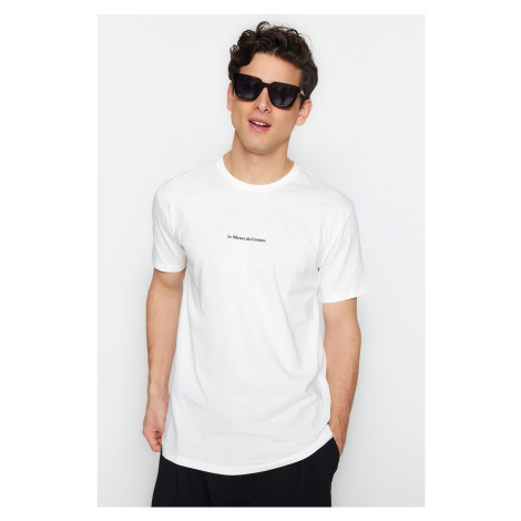 Trendyol Ecru pánske tričko bežného/normálneho strihu 100% bavlnené tričko s minimálnou textovou