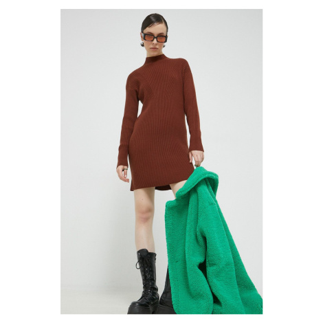 Šaty Abercrombie & Fitch hnedá farba, mini, rovný strih