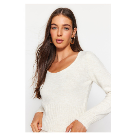 Trendyol Ecru Crop mäkký textúrovaný vlnený pletený sveter