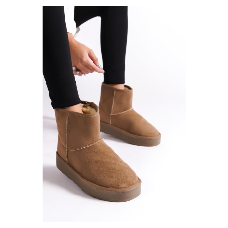 Capone Outfitters Capone Women's Sheepskin Mid-Length Boots with Round Toes.