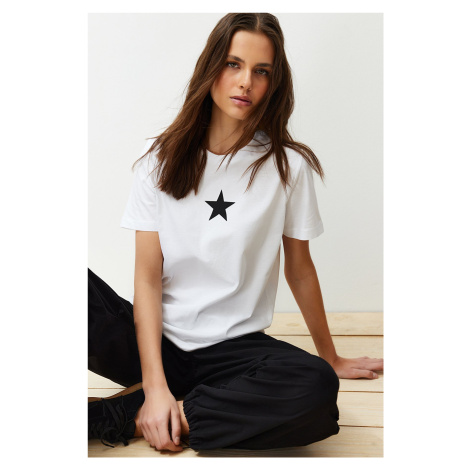 Trendyol White 100% Cotton Star Printed Regular/Regular Fit Crew Neck Knitted T-Shirt