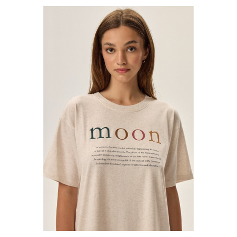 BÉŽOVÁ NOČNÁ KOŠEĽA HENDERSON LADIES FUNE MOON 42707 FUNE DŁ/R S-2XL