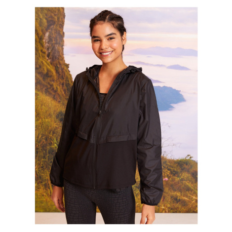 LC Waikiki Women's Hooded Long Sleeve Plain Pocket Detail Outdoor Raincoat